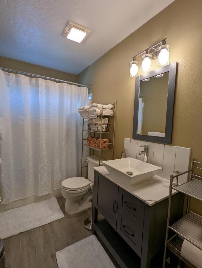 Contemporary 2-Bedroom Close To Downtown, Dining Eugene Exterior foto